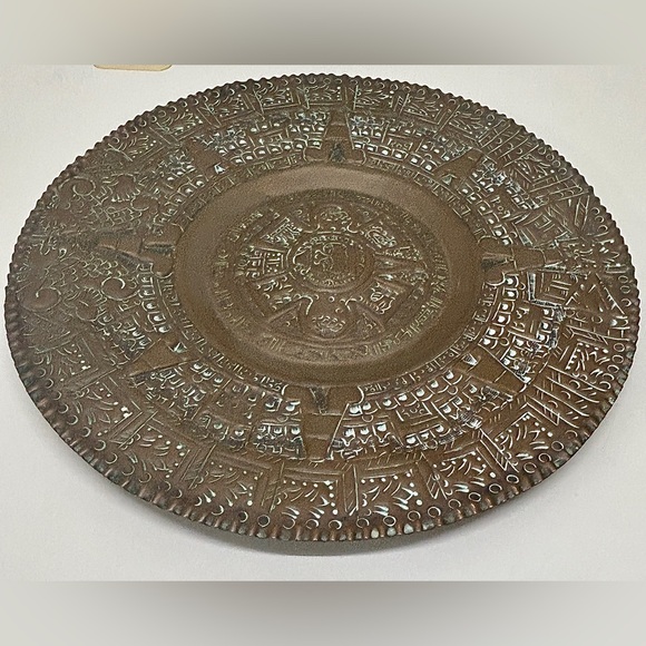 Vintage Large Wall Mounting Hammered Copper South American Aztec Sun Dial Plaque - Picture 13 of 13